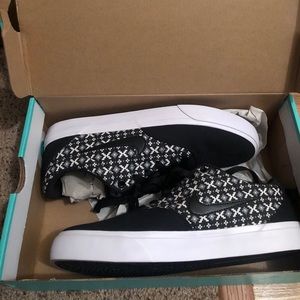 Women’s Nike Shoes Size 10.5